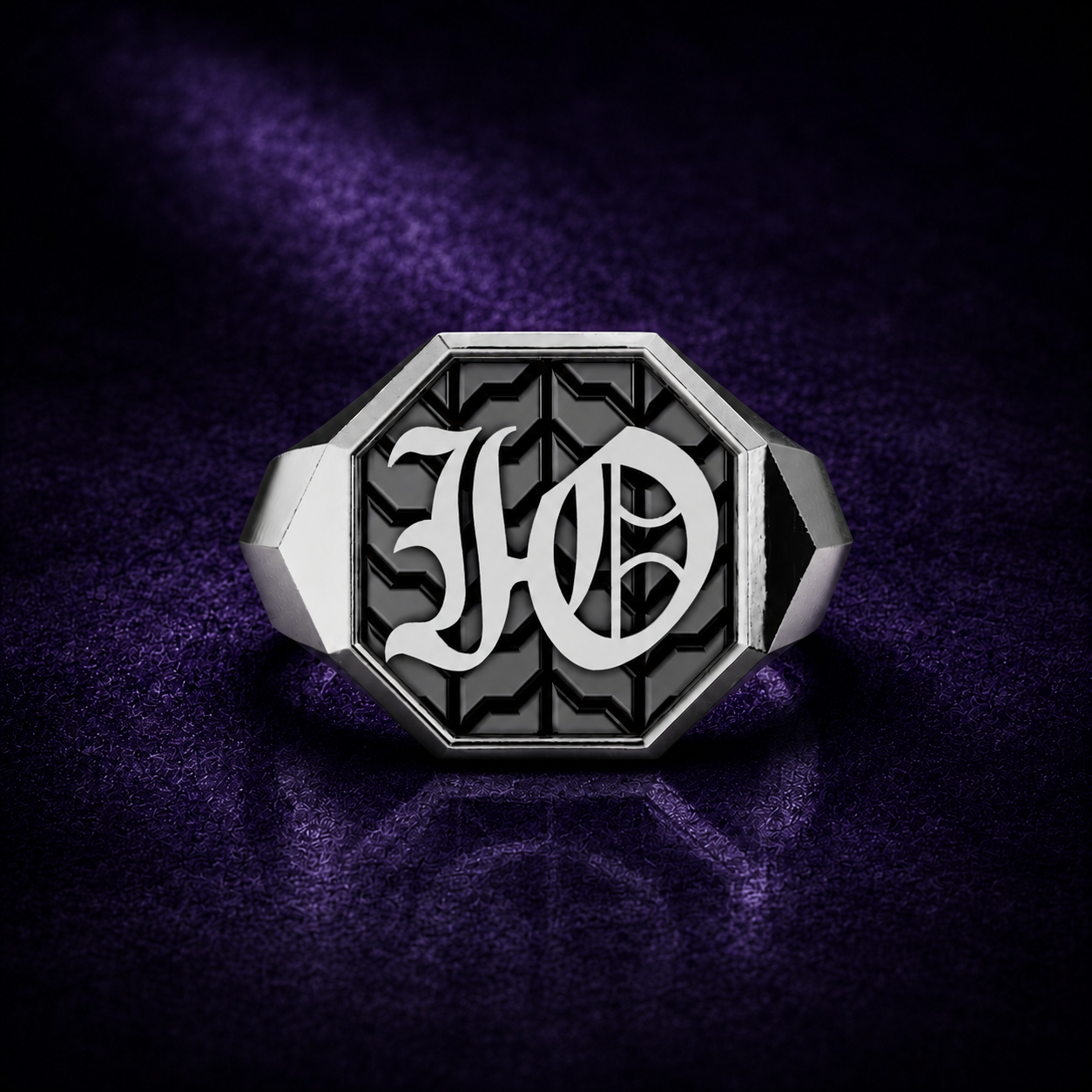 Valerian Ring - Ю