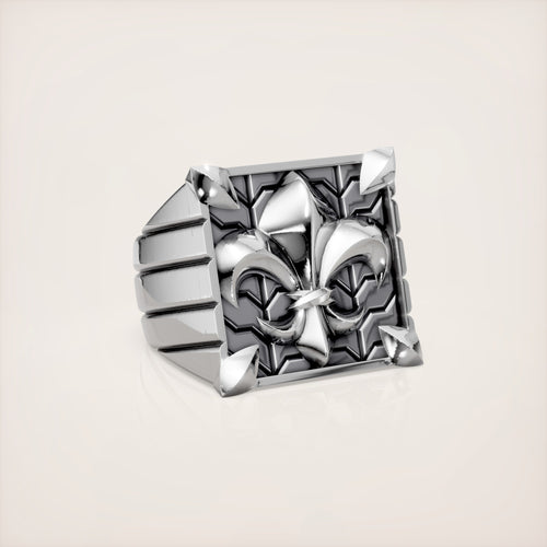 Fleur de Lis Ring - 18K White Gold
